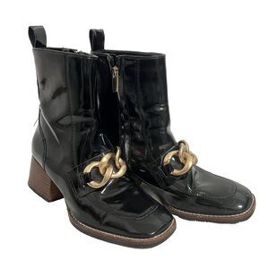 Steve Madden Loreen Bootie Size 6 Black Patent With Chunky Gold Chain Boots